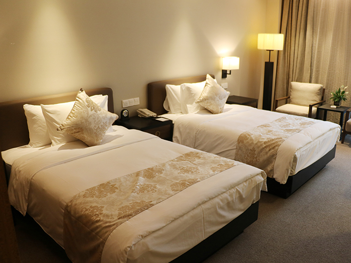 Qinhuai River at dusk